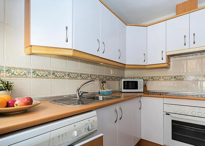 Andaluz Torrecilla * نيرخا